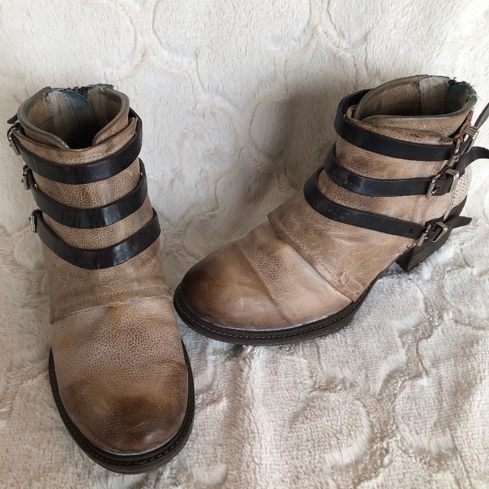 Freebird by Steven Mateo ankle boot